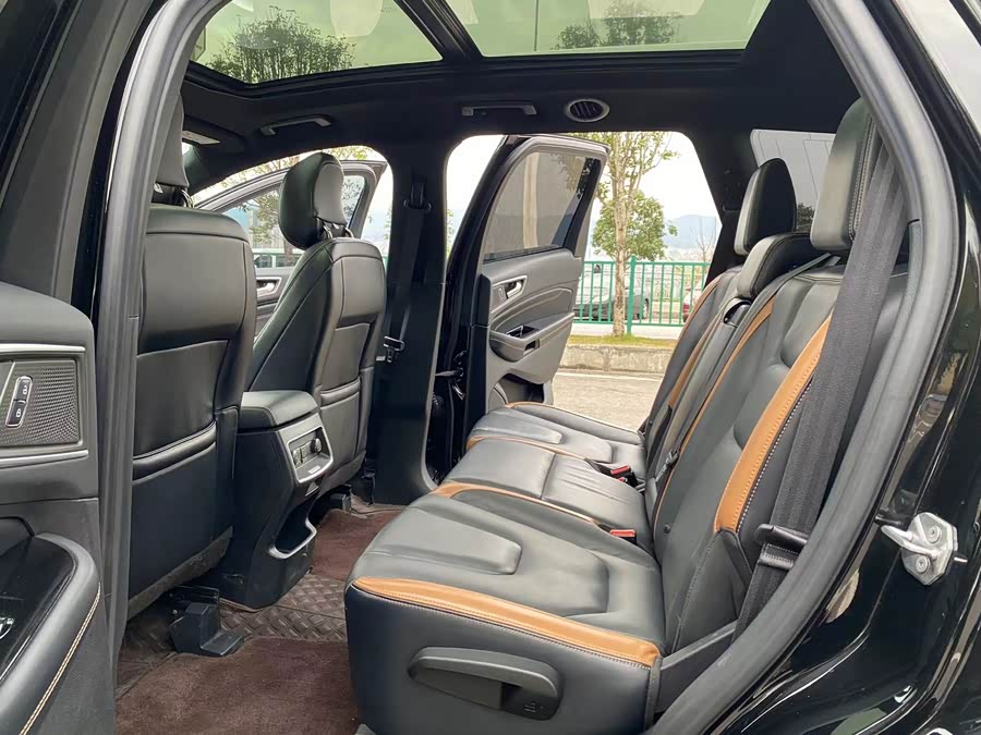 Ford Edge 2022 immagine di auto #8