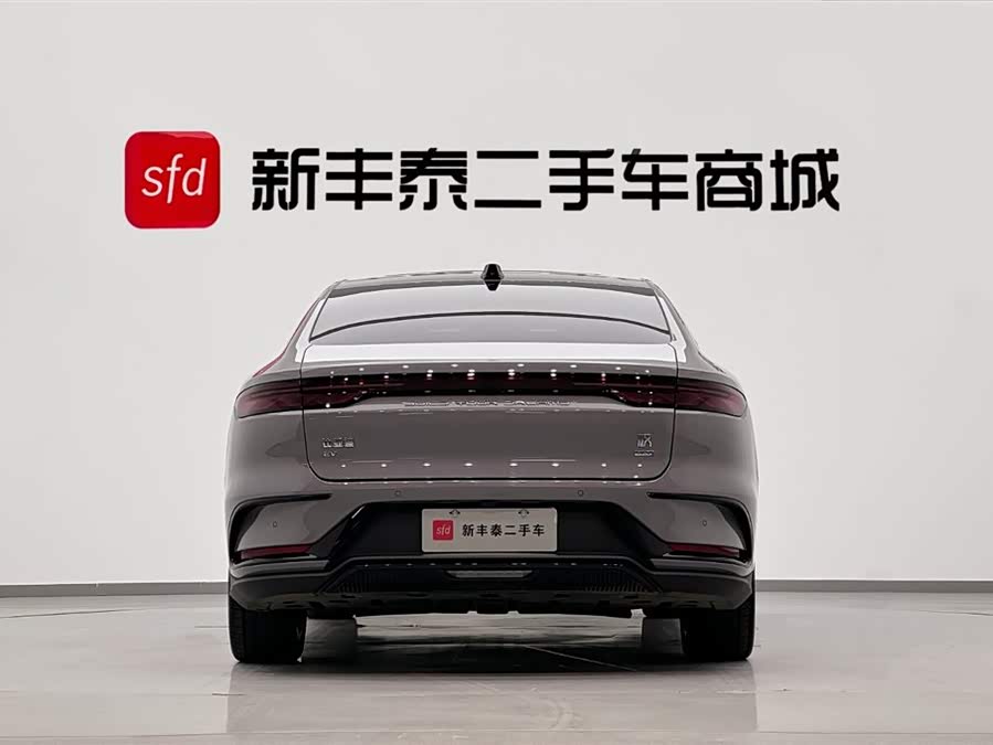 BYD Han 2025 car image #8