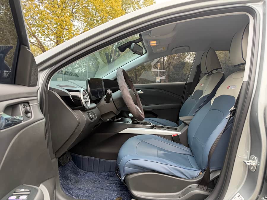 Chevrolet Monza 2024 #8 Chevrolet Monza 2024 car image #8