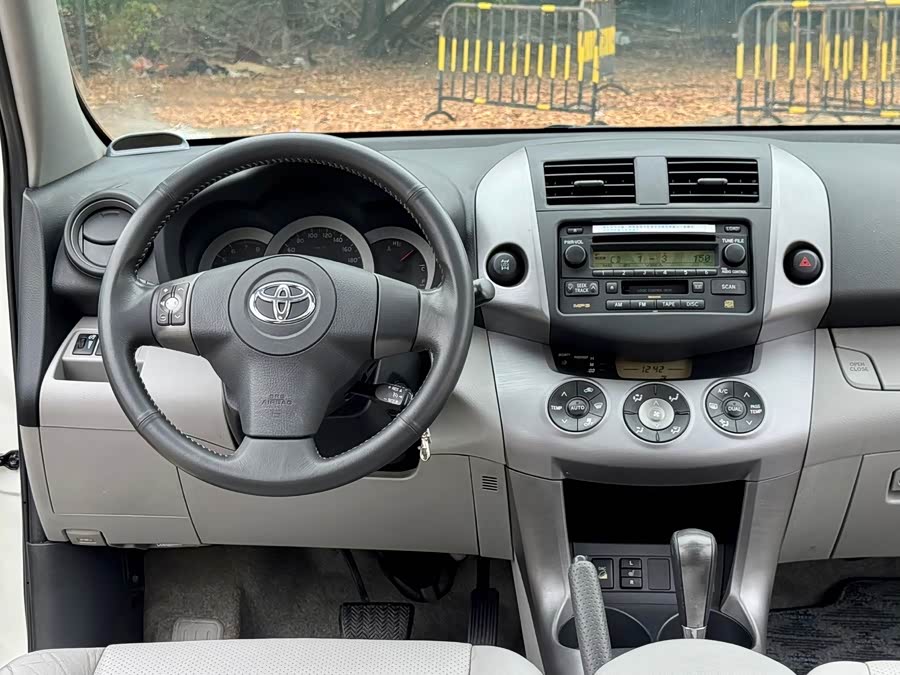 Toyota RAV4 (Imported) 2007 #8 Toyota RAV4 (Imported) 2007 immagine di auto #8