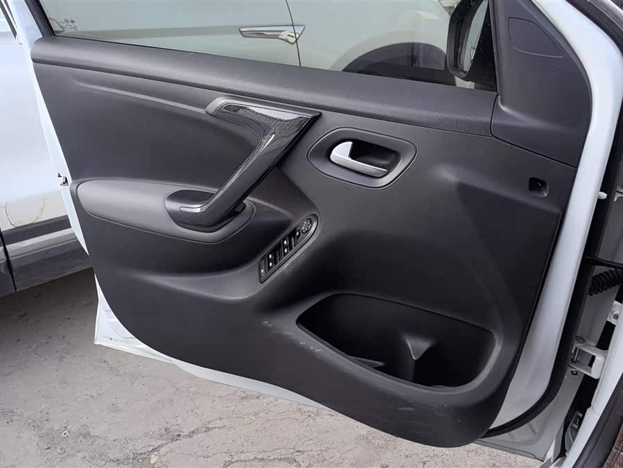 Citroen C3-XR 2023 #8 Citroen C3-XR 2023 car image #8