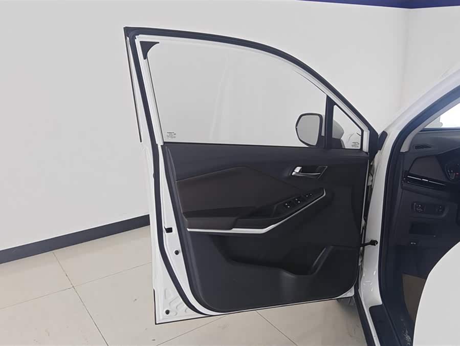 Changan CS15 2020 #8 Changan CS15 2020 immagine di auto #8