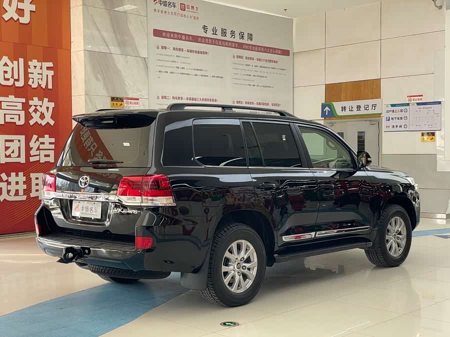 Toyota Land Cruiser 2016 car image #8