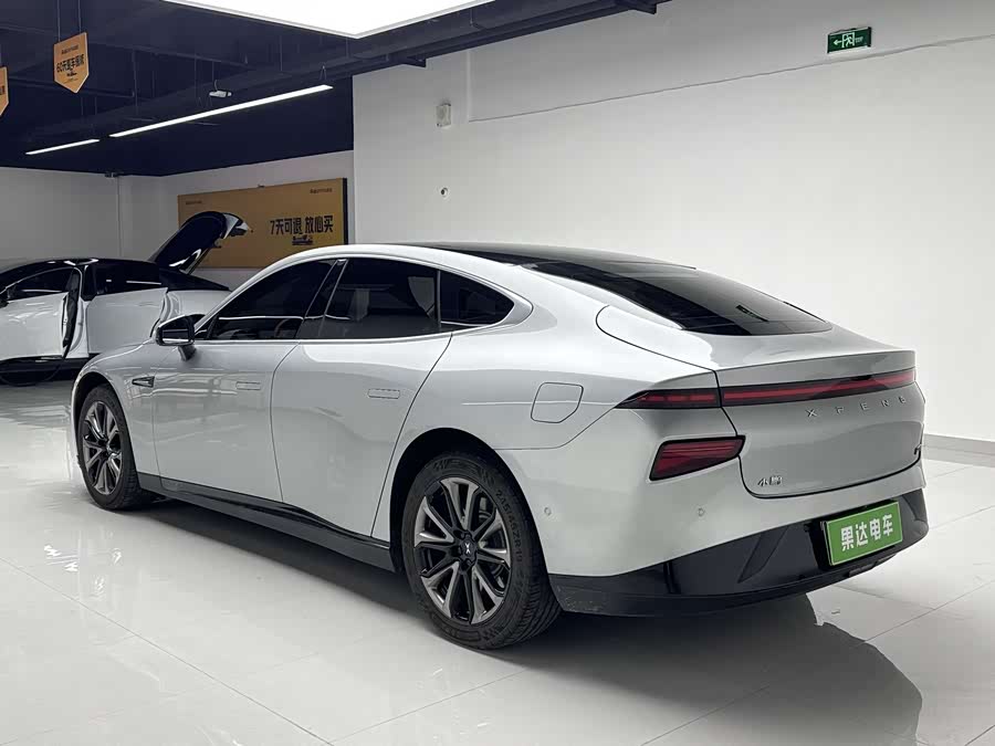 Xpeng P7 2022 image de voiture #8