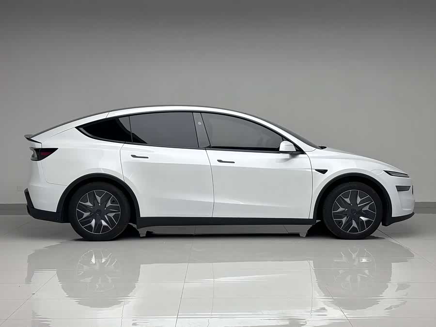 特斯拉 Model Y L 2025 汽车图片 #8
