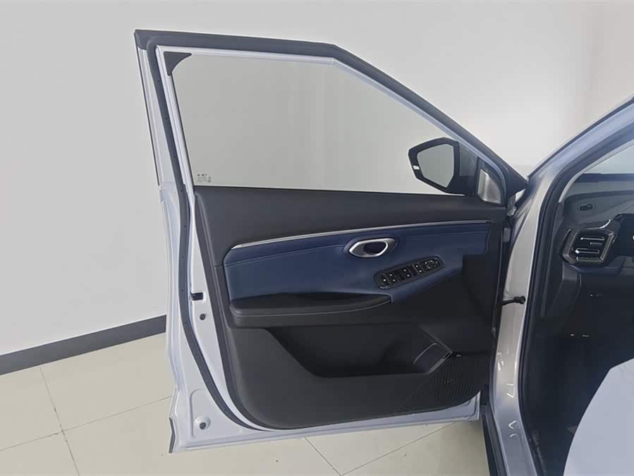 GAC Trumpchi GS3 2023 #8 GAC Trumpchi GS3 2023 car image #8