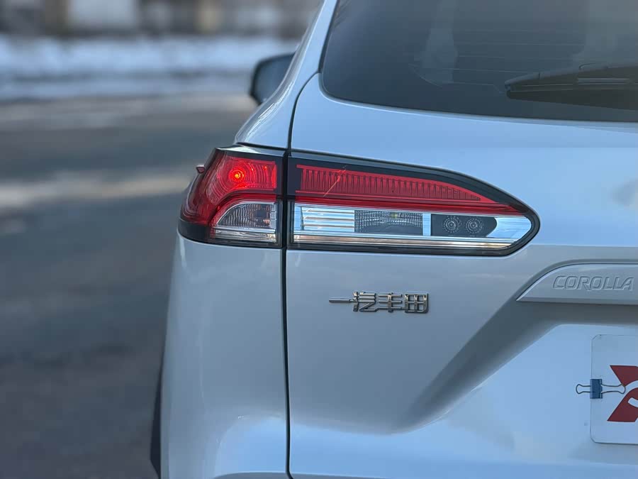 Toyota Corolla Cross 2024 car image #8
