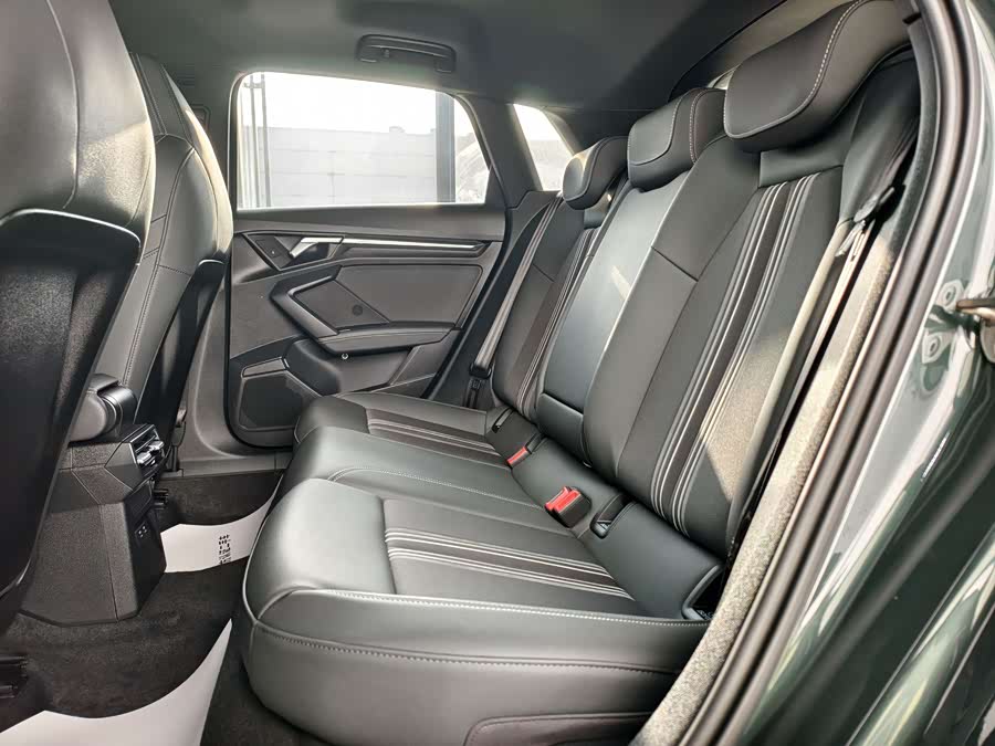 Audi A3 2024 car image #8