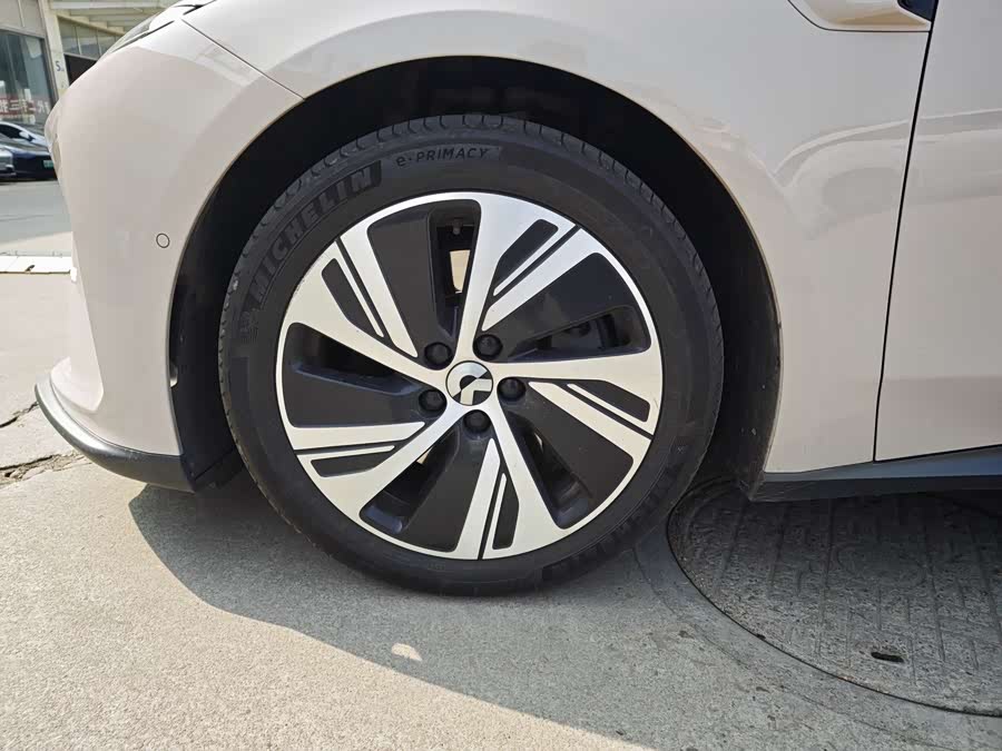 蔚来 蔚来ET5 2023 汽车图片 #8