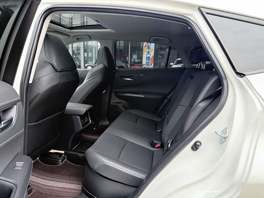 Toyota Venza 2023 car image #8