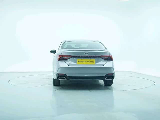 Toyota Avalon 2019 car image #8