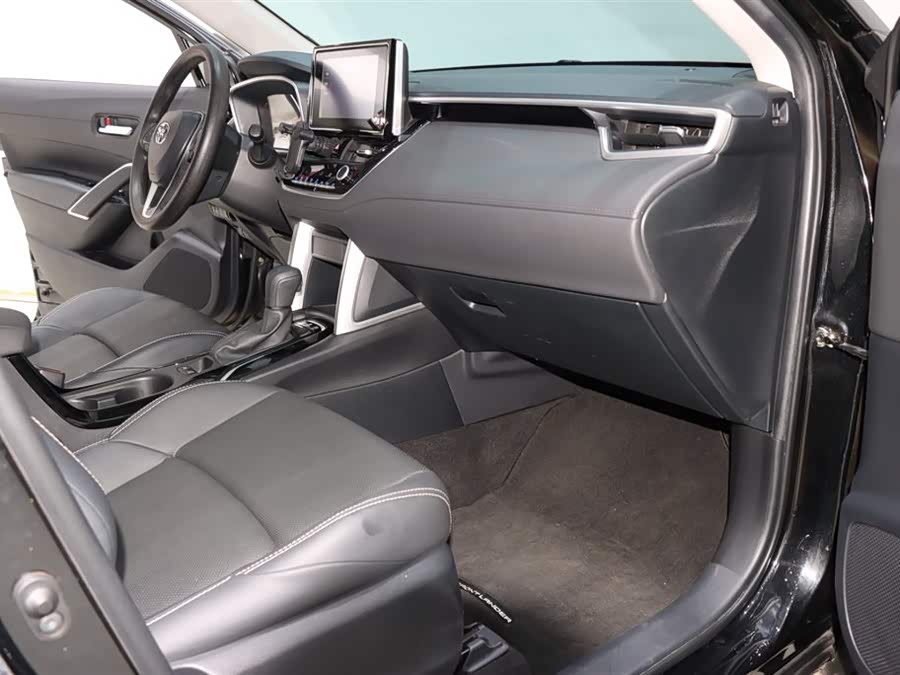 Toyota Frontlander 2023 car image #8