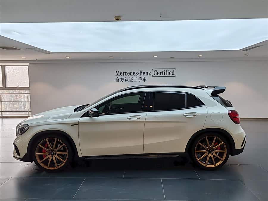 Mercedes-Benz GLA AMG 2018 car image #8