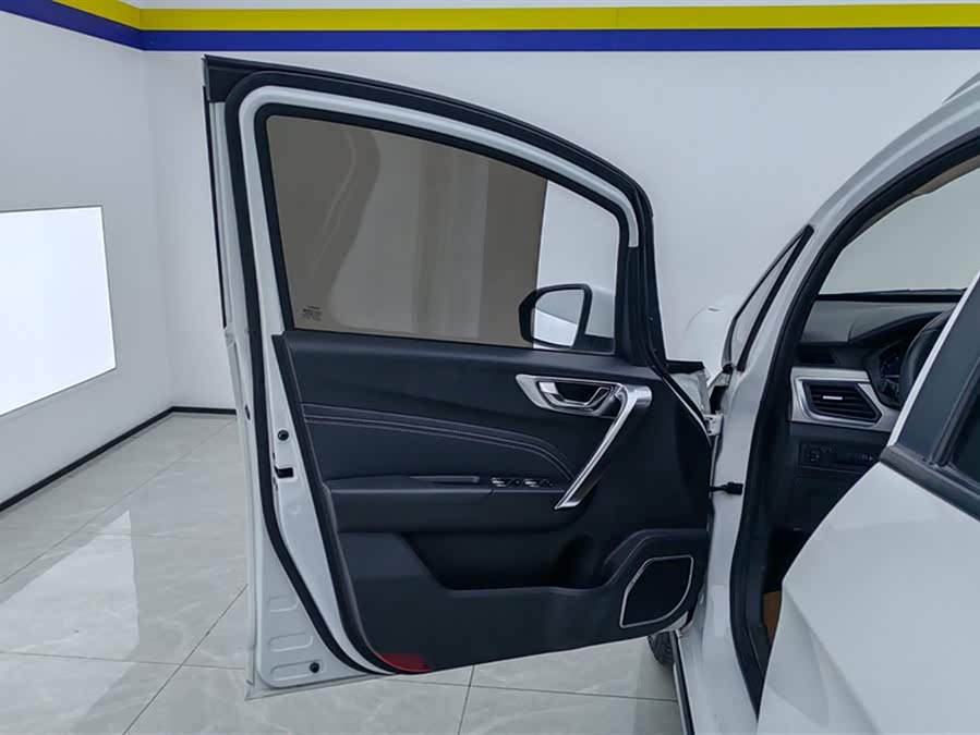 GEELY Vision X3 2019 изображение автомобиля #8