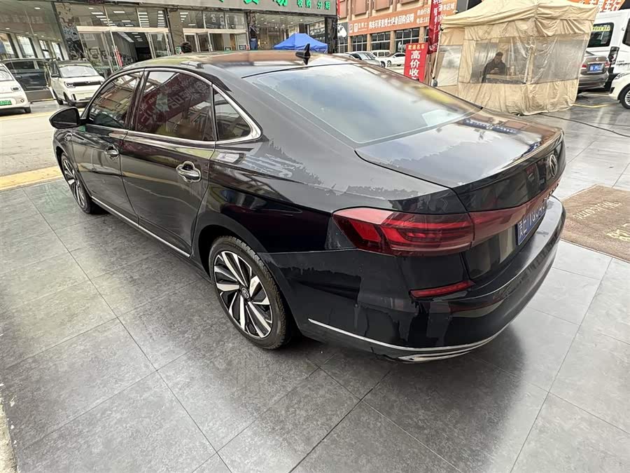 Volkswagen Passat 2022 immagine di auto #8