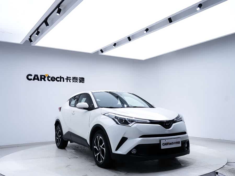Toyota C-HR 2021 immagine di auto #8