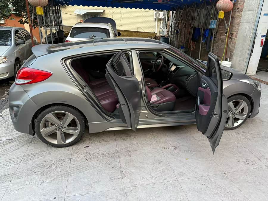 Hyundai Veloster 2013 car image #8