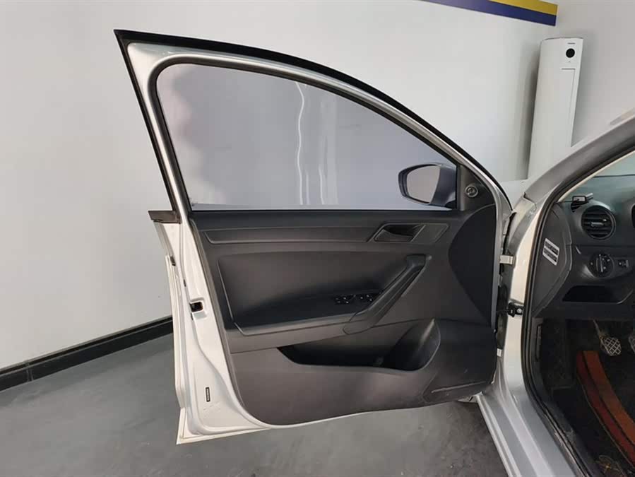 Jetta Jetta 2013 #8 Jetta Jetta 2013 car image #8