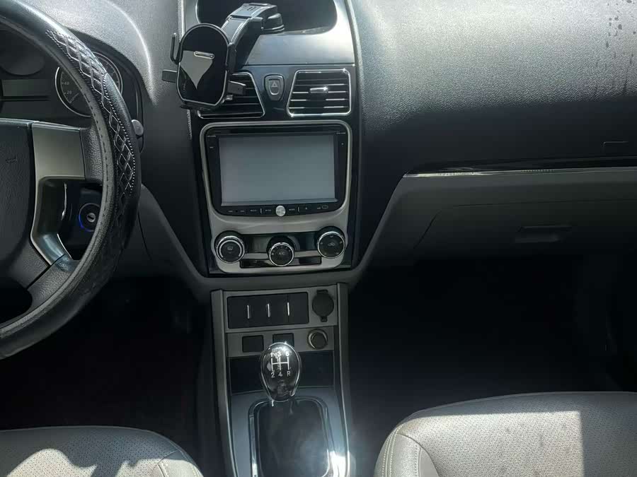 GEELY Emgrand Classic 2014 car image #8