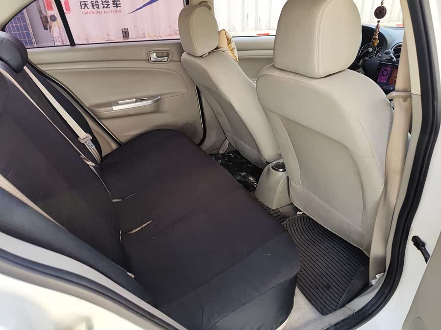 Changan Alsvin V3 2017 immagine di auto #8