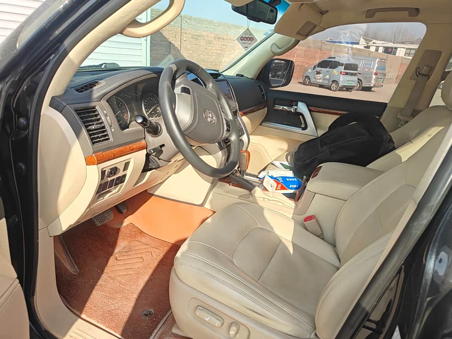 Toyota Land Cruiser 2014 car image #8