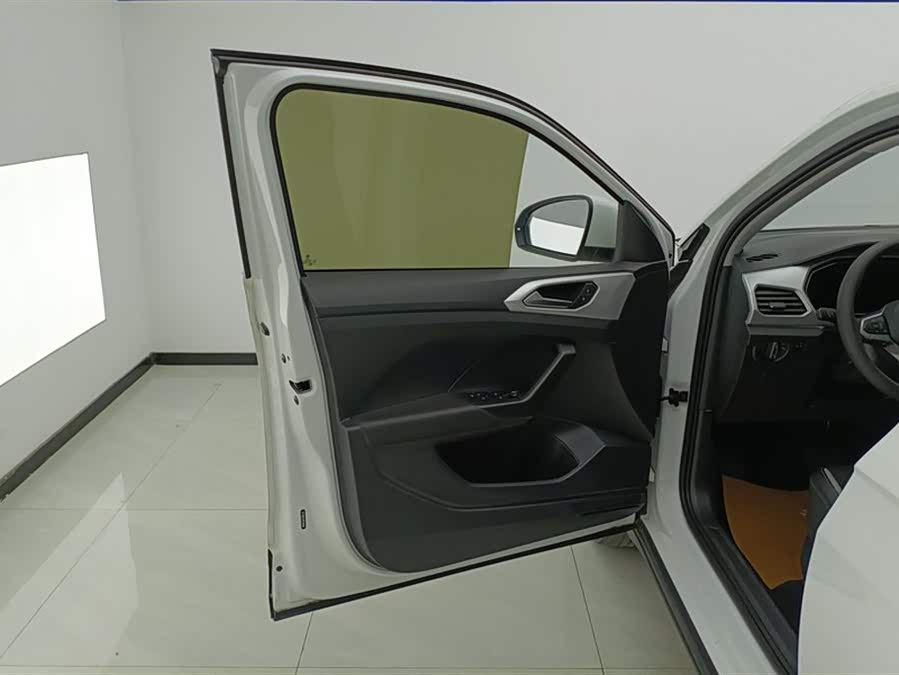 Volkswagen Tacqua 2023 car image #8