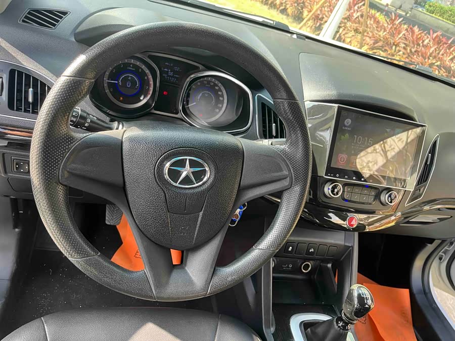 JAC 2017 #8 JAC 2017 car image #8