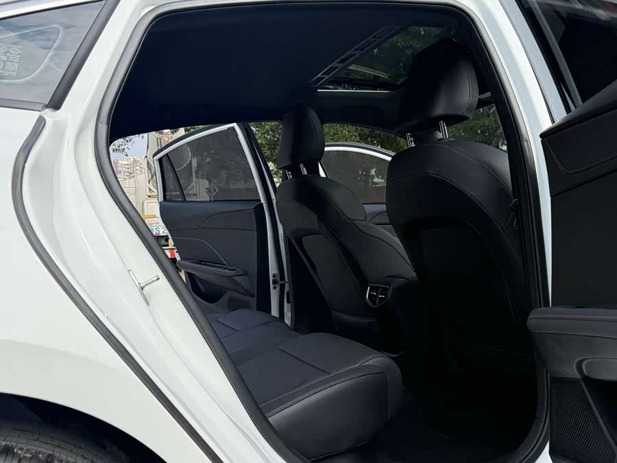 名爵 MG5 2025 汽车图片 #8