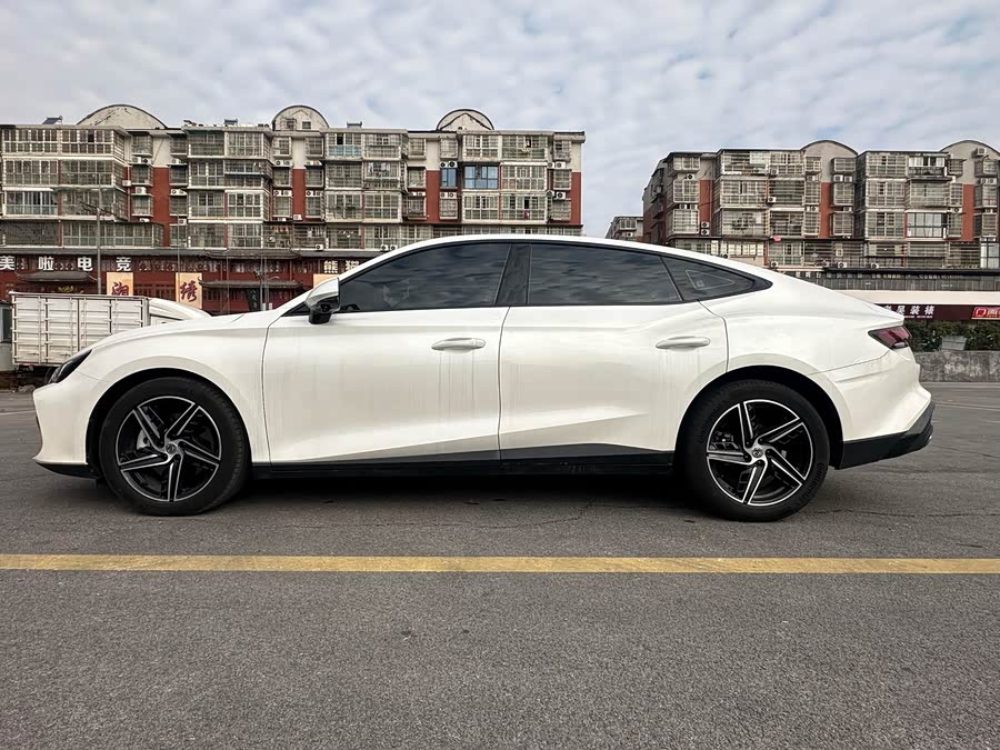 MG 7 2024 صورة سيارة #8