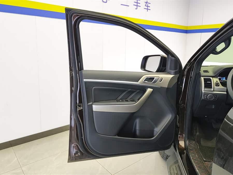 Ford Everest 2020 image de voiture #8