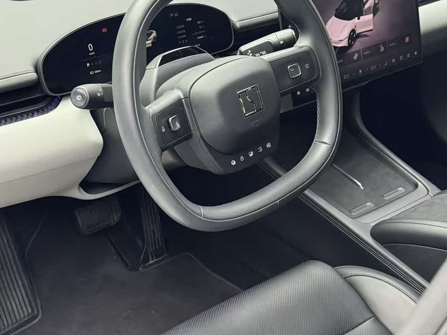 极氪 极氪007 2024 汽车图片 #8