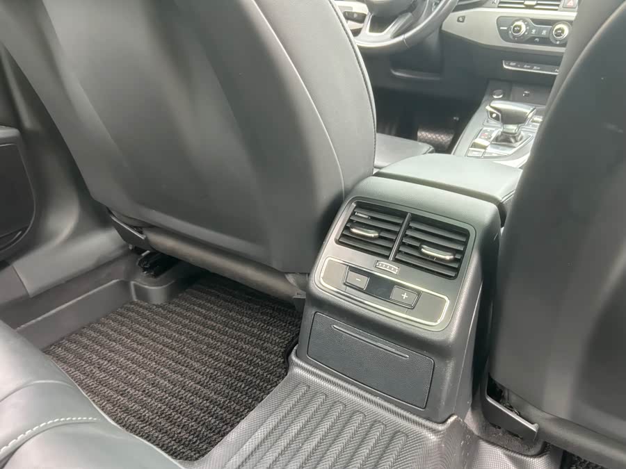 奥迪 奥迪A4L 2018 汽车图片 #8