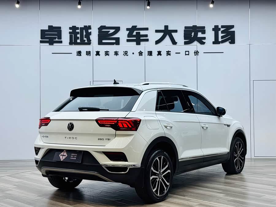 Volkswagen T-Roc 2021 car image #8