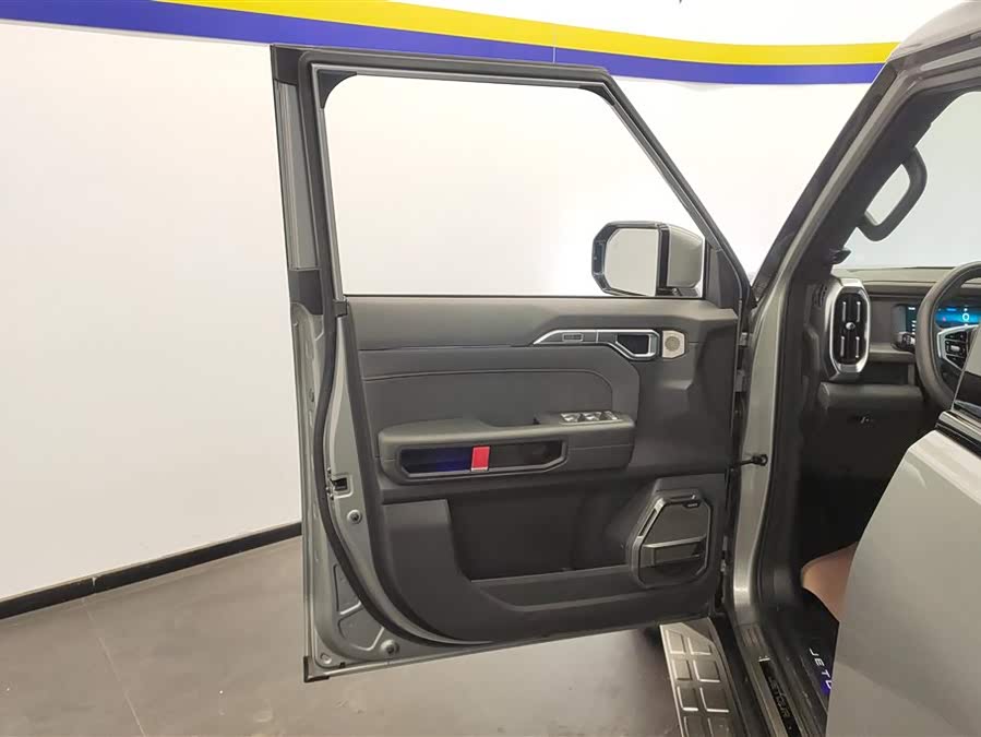 Jetour Traveller 2023 car image #8