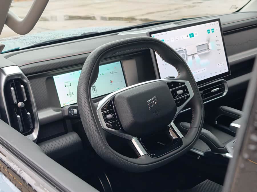 Jetour Traveller 2023 #8 Jetour Traveller 2023 car image #8