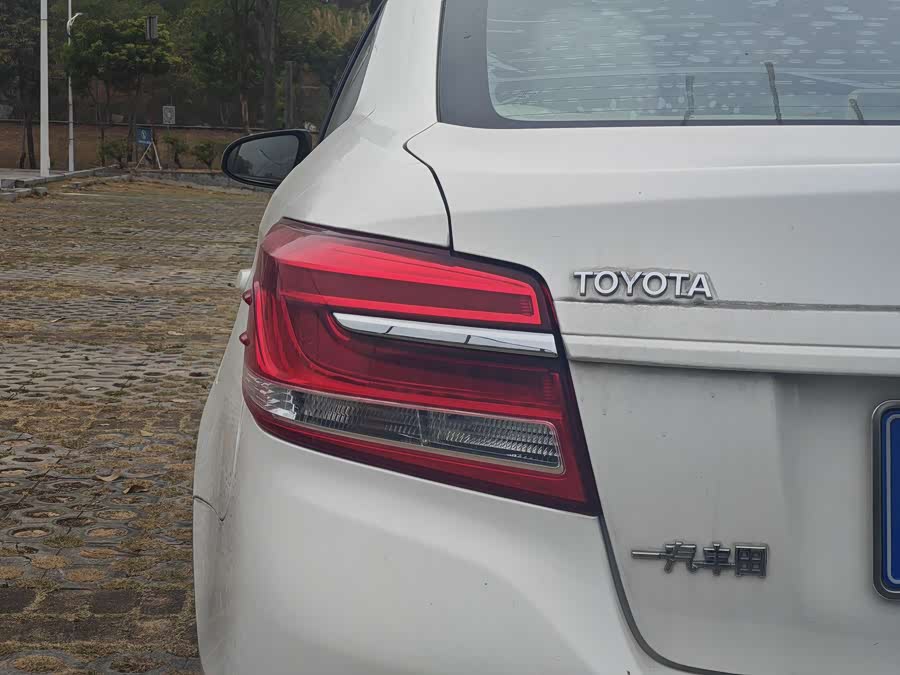 Vios 2016 car image #8