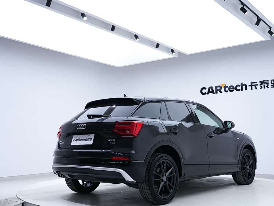 Audi Q2L 2020 imagem de carro #8