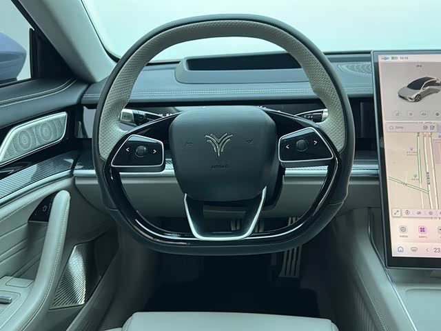 哪吒汽车 哪吒S猎装 2025 汽车图片 #8