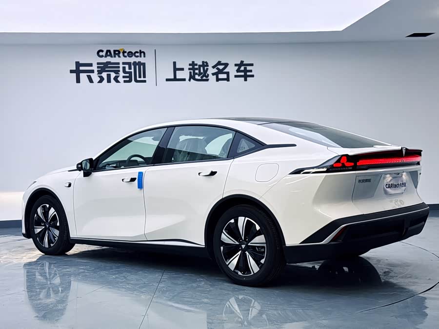 Deepal SL03 image de voiture #8