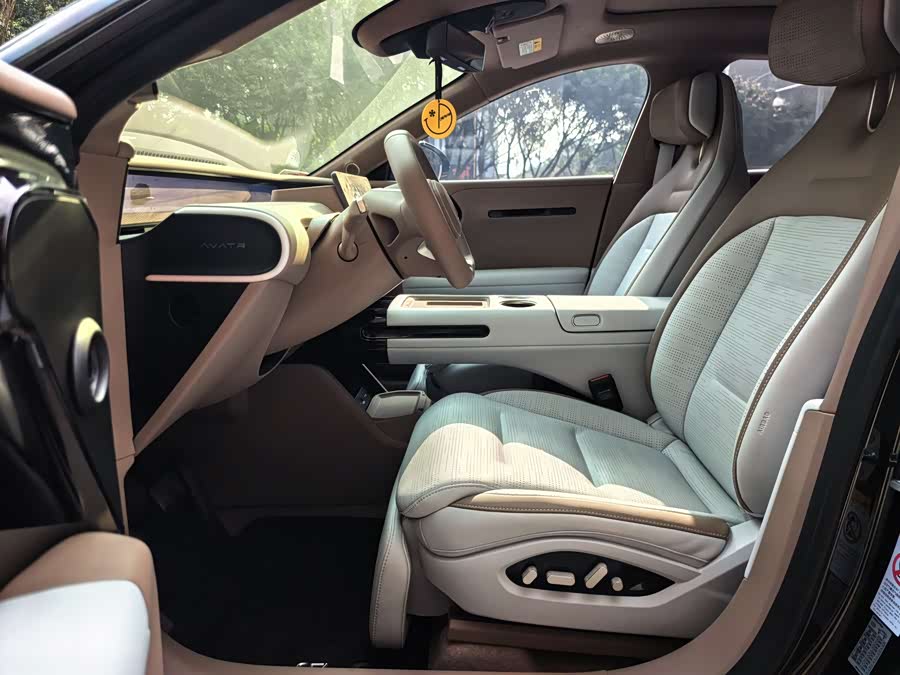 Avatr 07 2025 imagem de carro #8