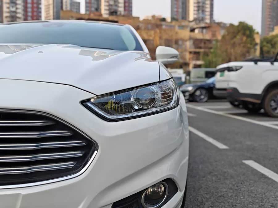 Ford Mondeo 2016 صورة سيارة #8