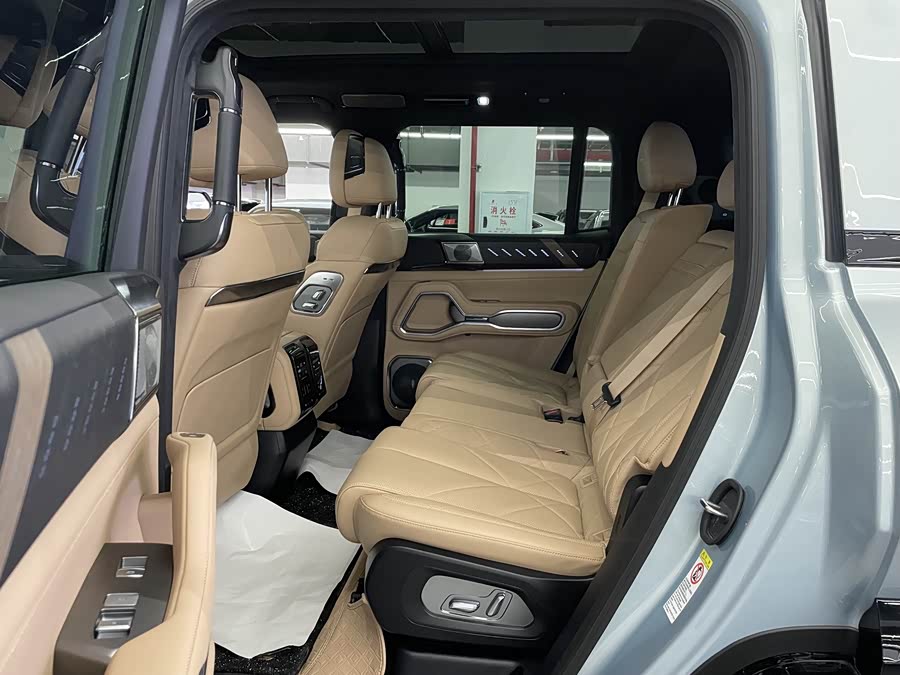 FangChengBao Leopard 8 2024 immagine di auto #8