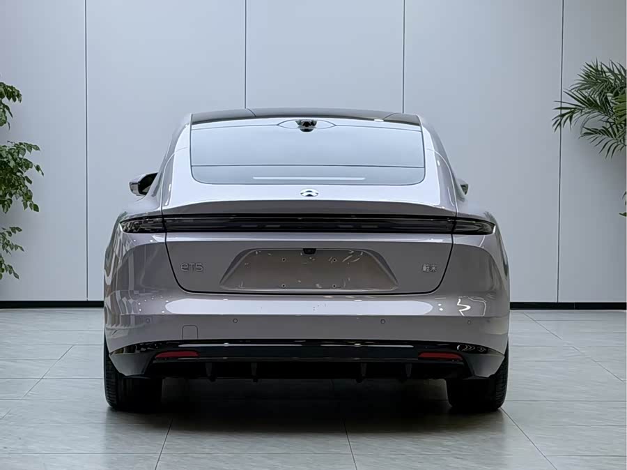 蔚来 蔚来ET5 2025 汽车图片 #8