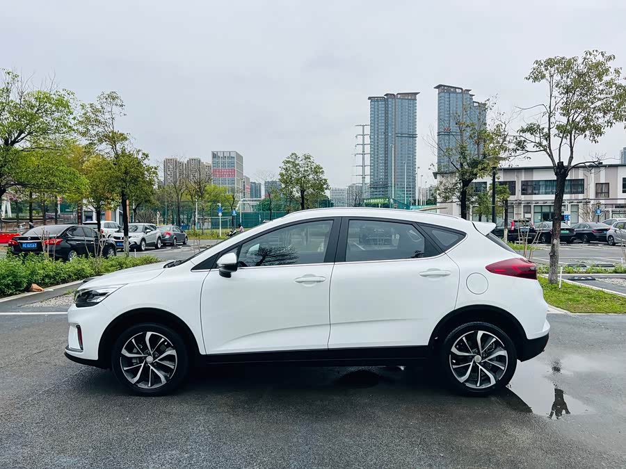 GEELY Emgrand GS 2021 car image #8