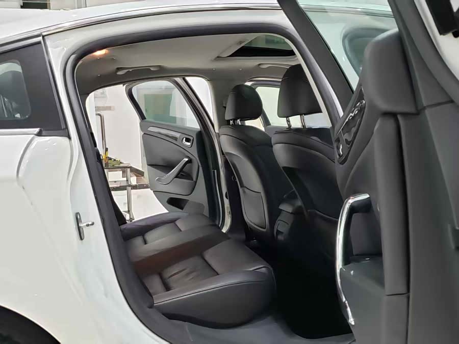 Citroen C5 2011 immagine di auto #8