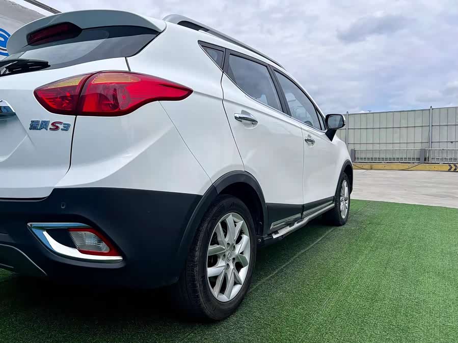 JAC 2015 imagem de carro #8