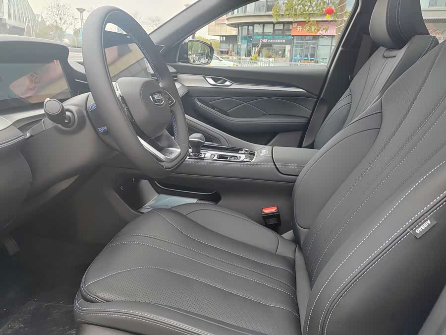 GEELY Preface 2025 изображение автомобиля #8