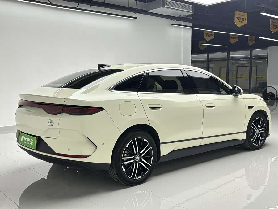 BYD Qin L 2025 car image #8