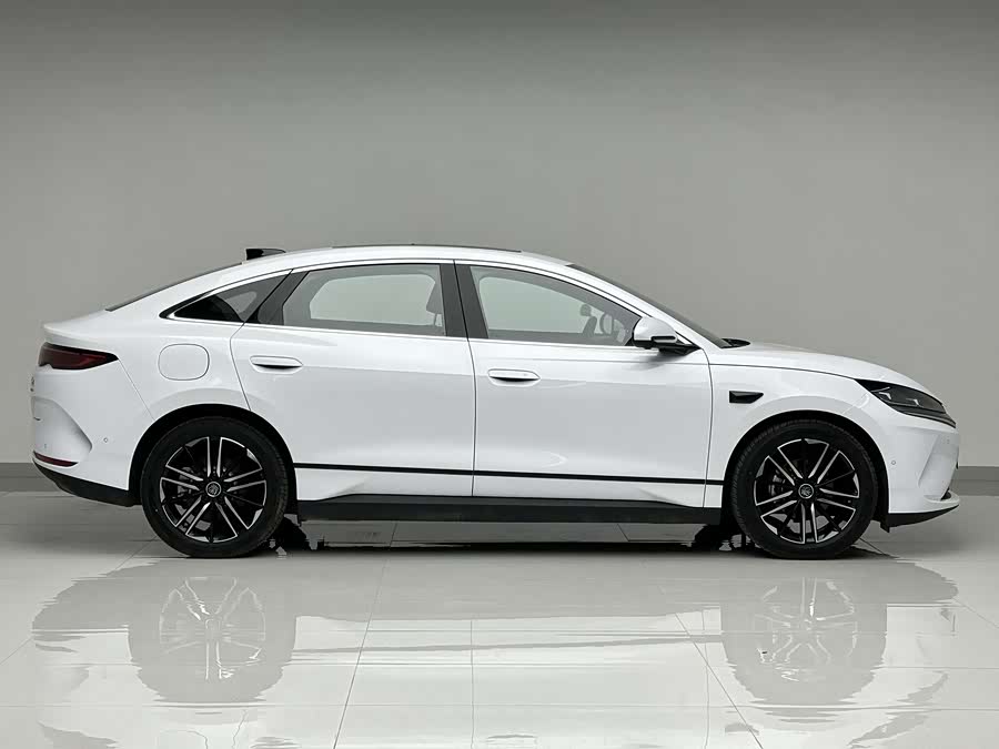 BYD Qin L 2025 car image #8