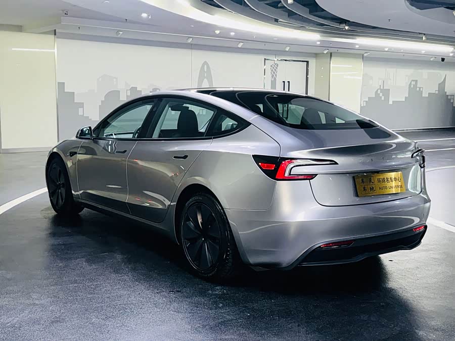 特斯拉 Model 3 2025 汽车图片 #8